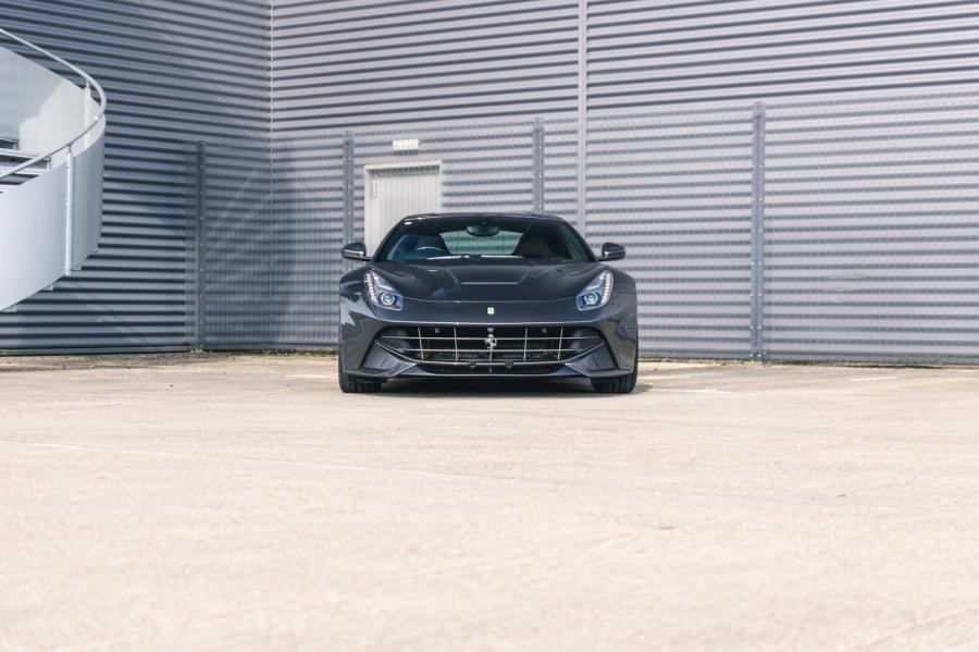  Ferrari F12berlinetta 2014 года  (UK) (фото 182 из 276)